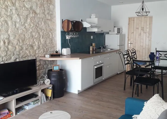 Holiday home Le Domaine Nature Saint-Germain-de-Lusignan